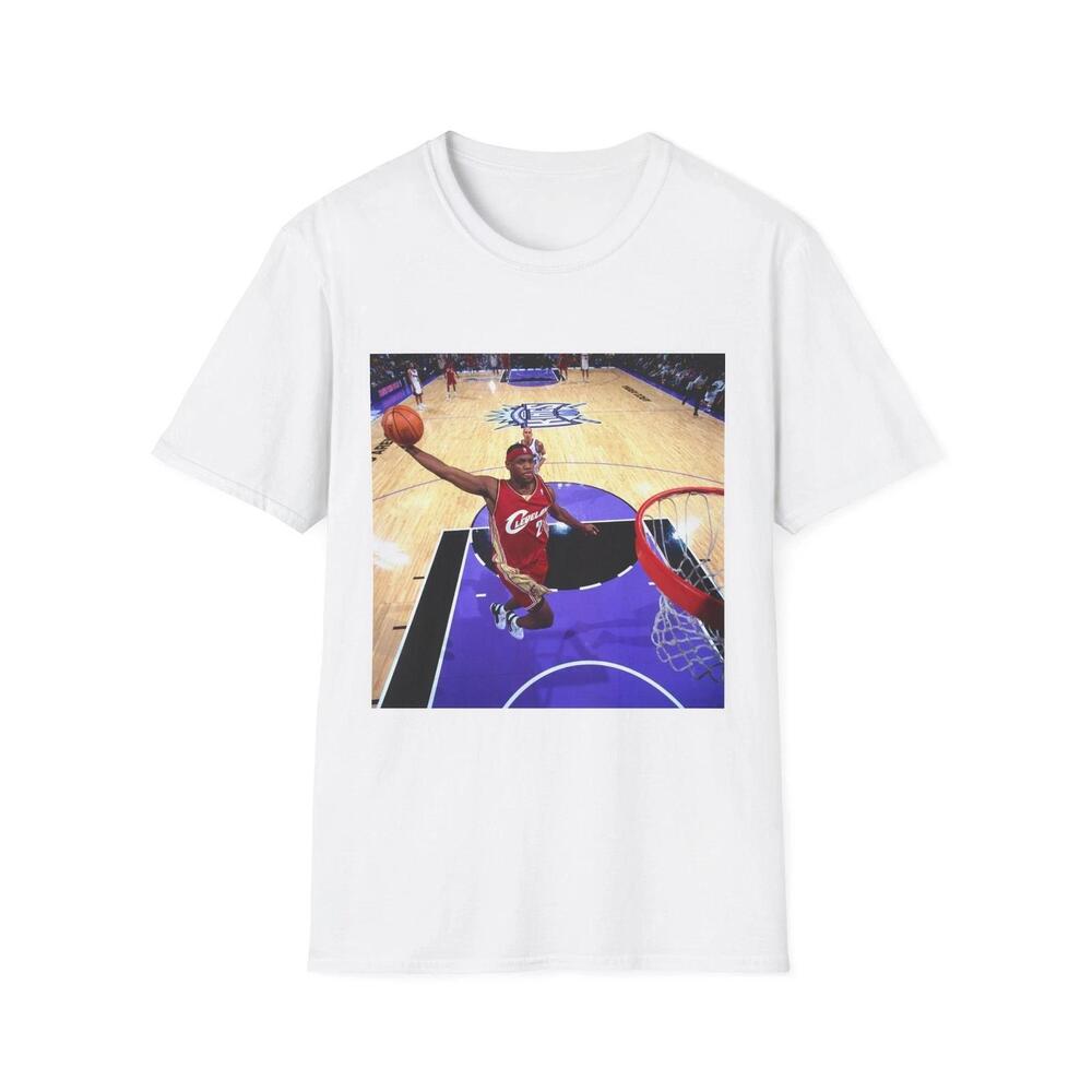 Lebron James Basketball Dunk Graphic T-Shirt  Court Action Retro Hoop